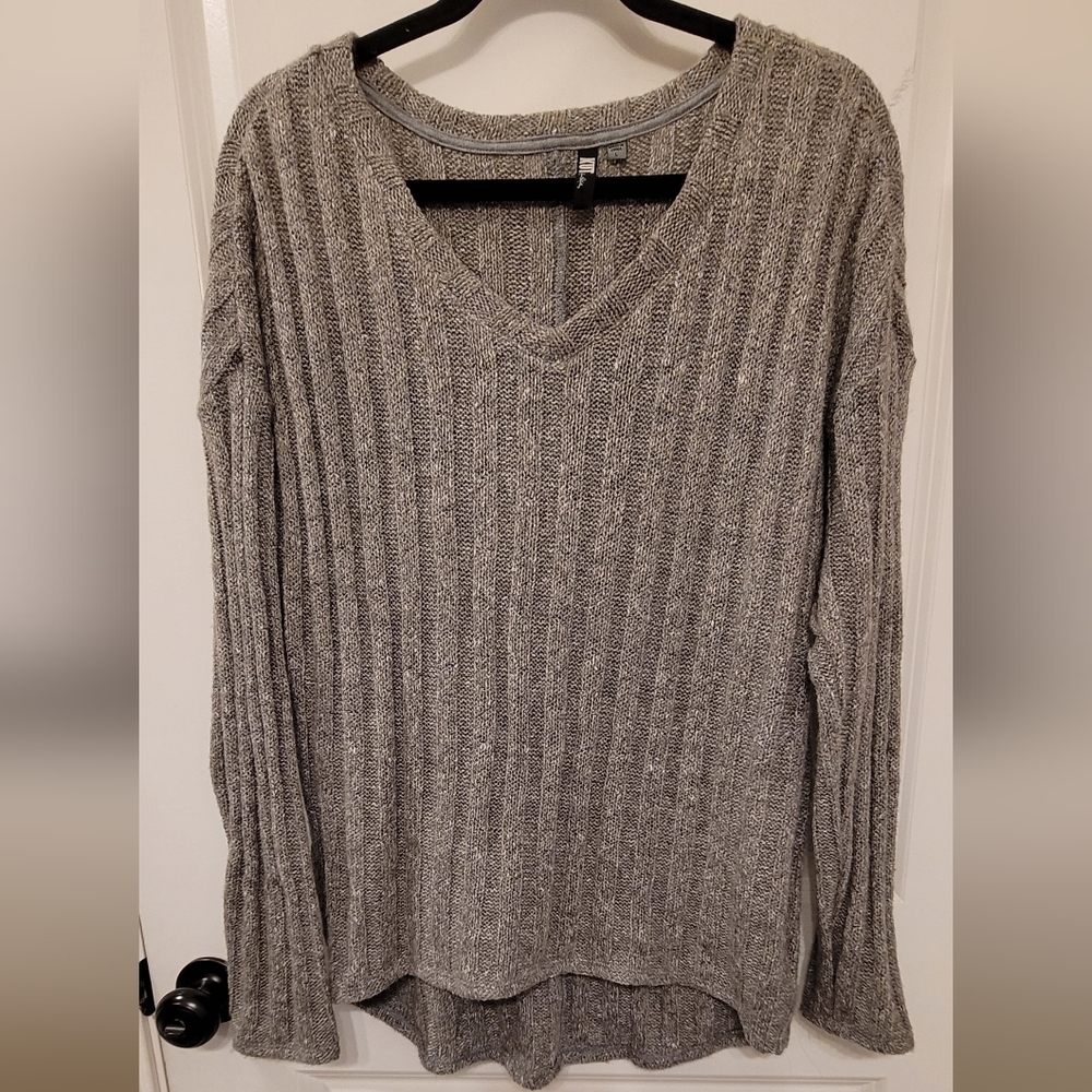KUT FROM THE KLOTH V-neck Knit  Sweater EUC Heather Gray Sz L